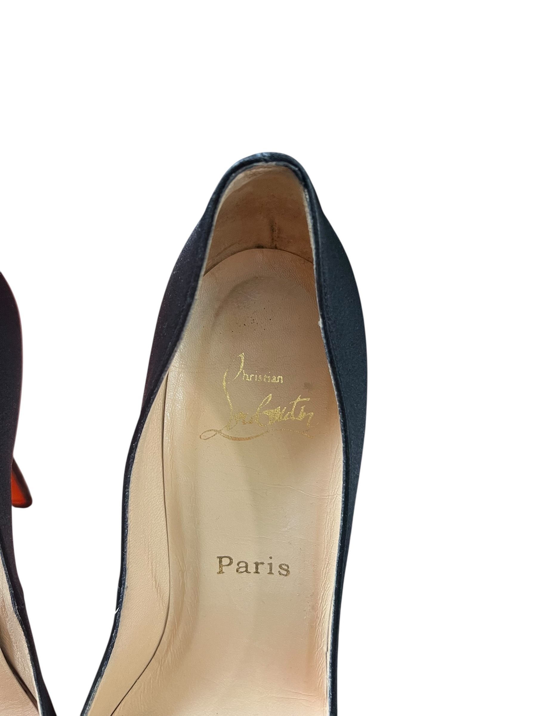 Satin Louboutin Pumps