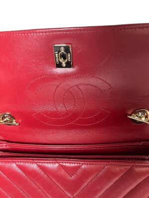 Chanel bag | LOOP-Marktplatz