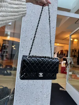 Chanel Double Flap in Patent Leder | LOOP-Marktplatz