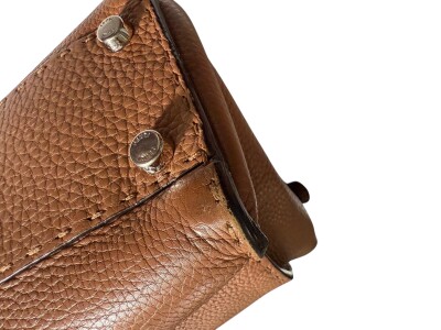 Peekaboo Gold Fendi | LOOP-Marktplatz