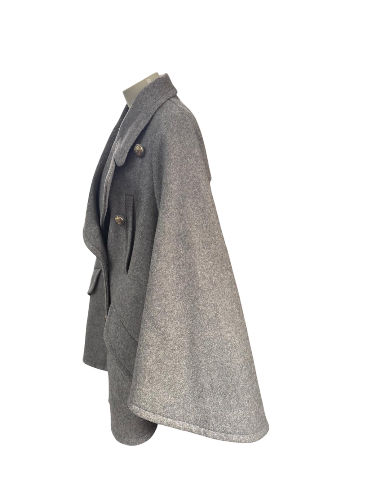Chloe Cape | LOOP-Marktplatz