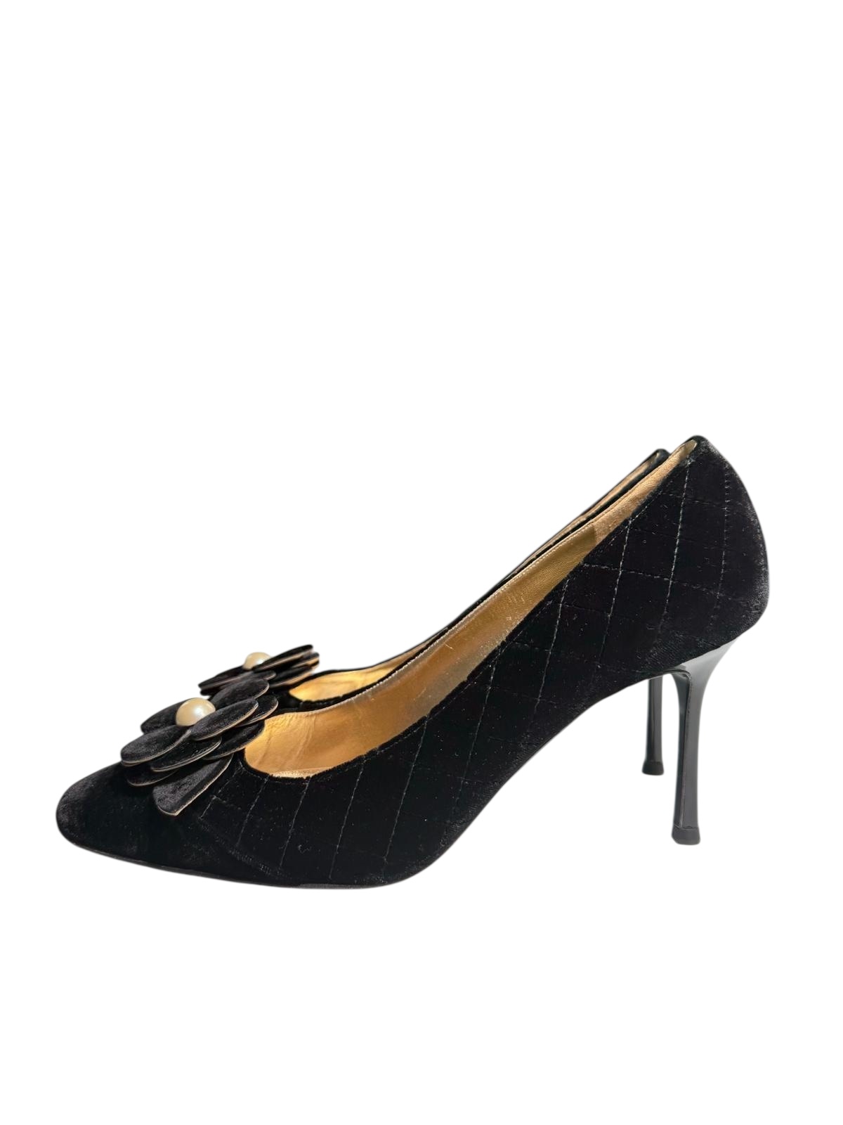 Chanel camellia pumps