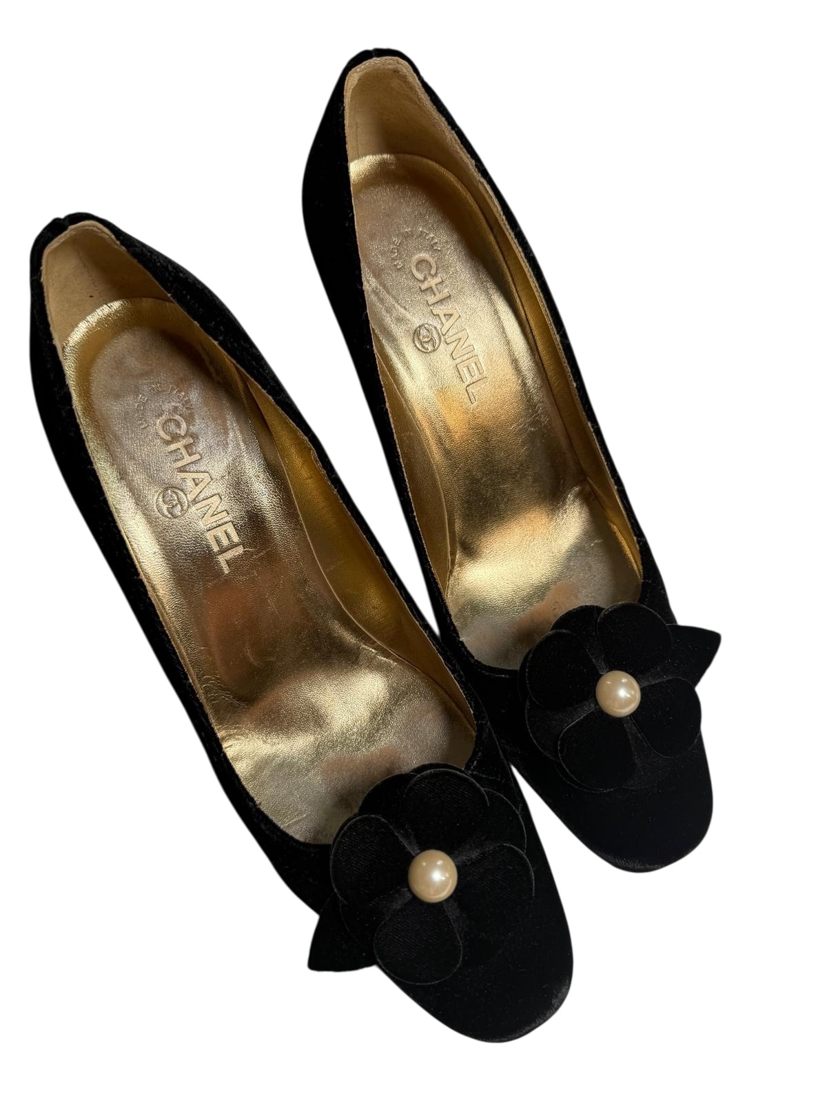 Chanel camellia pumps