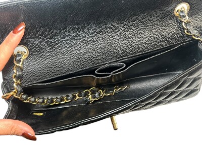 Chanel Classic Flap Medium | LOOP-Marktplatz