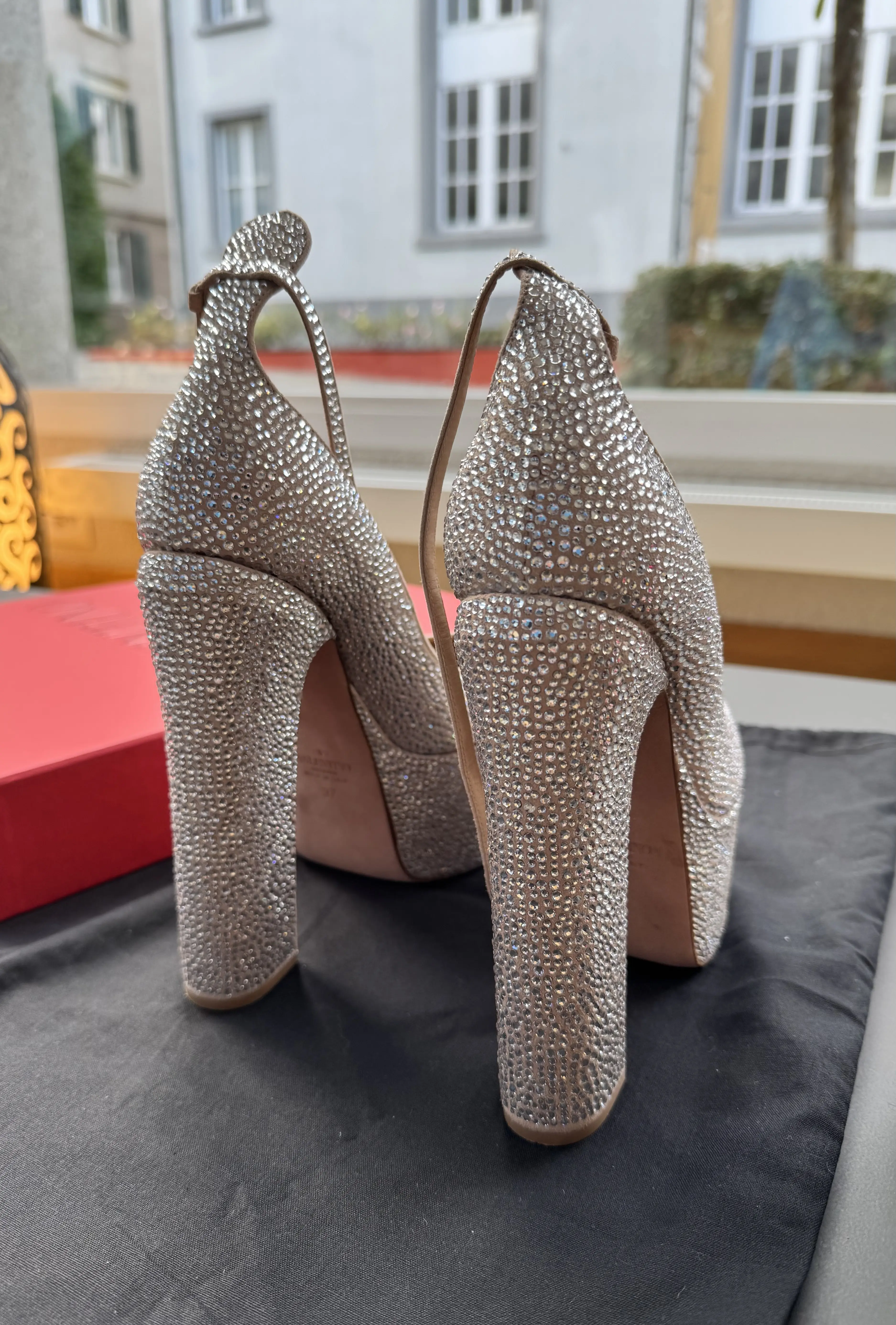 Valentino Plateau Heels, NP 2130.- | LOOP-Marktplatz