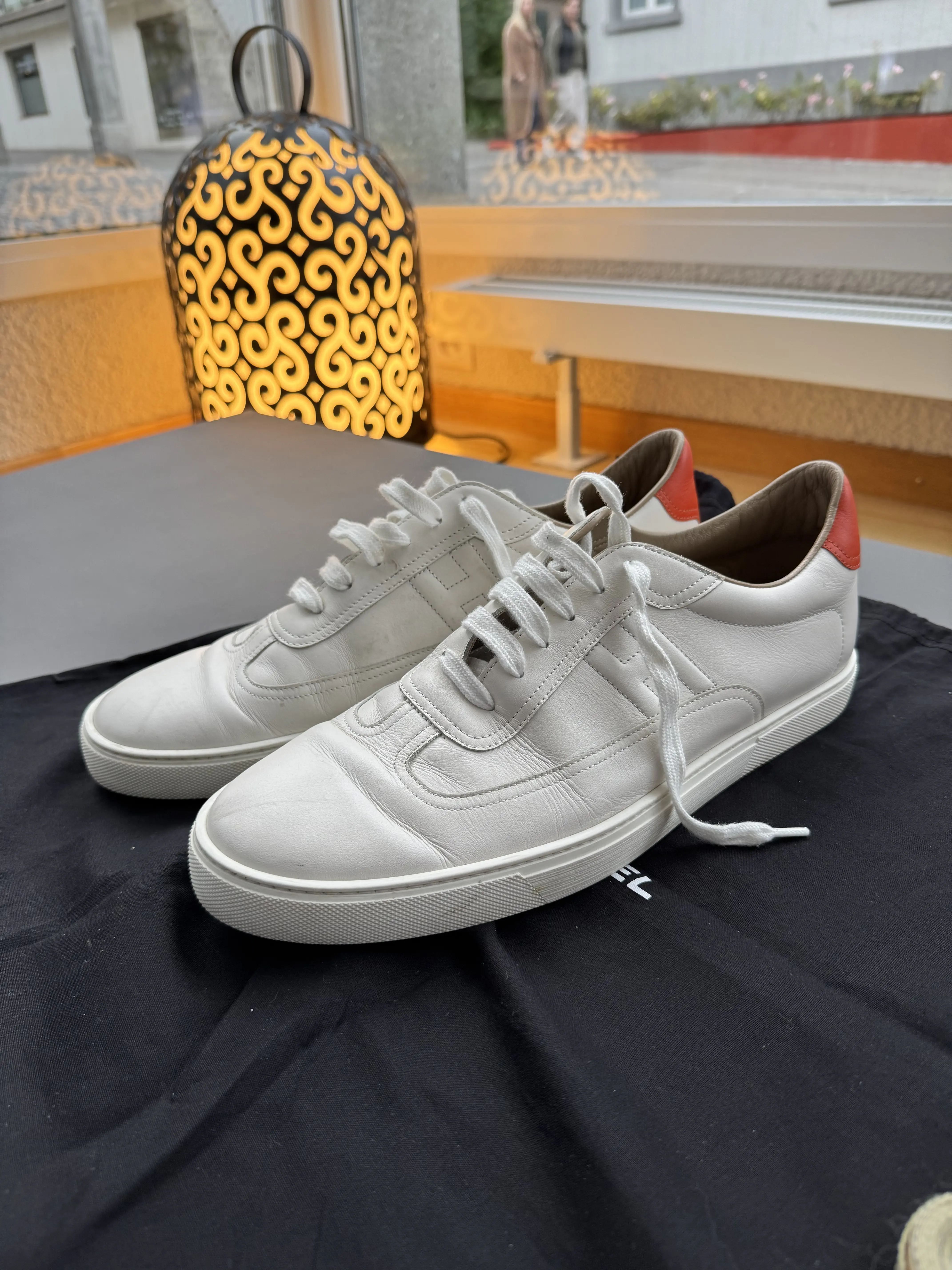 Hermes Sneakers | LOOP-Marktplatz