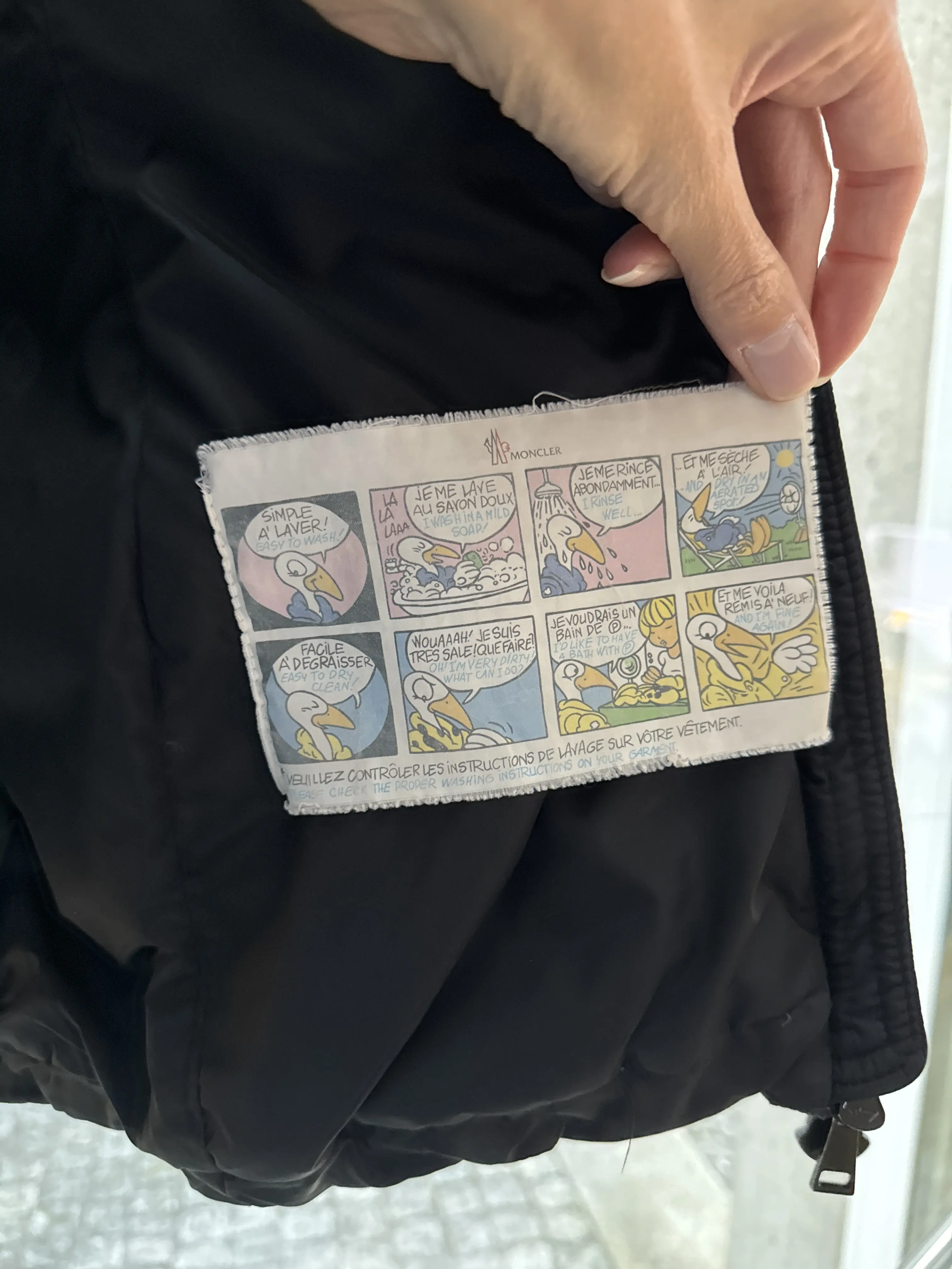 Moncler Daunenjacke | LOOP-Marktplatz