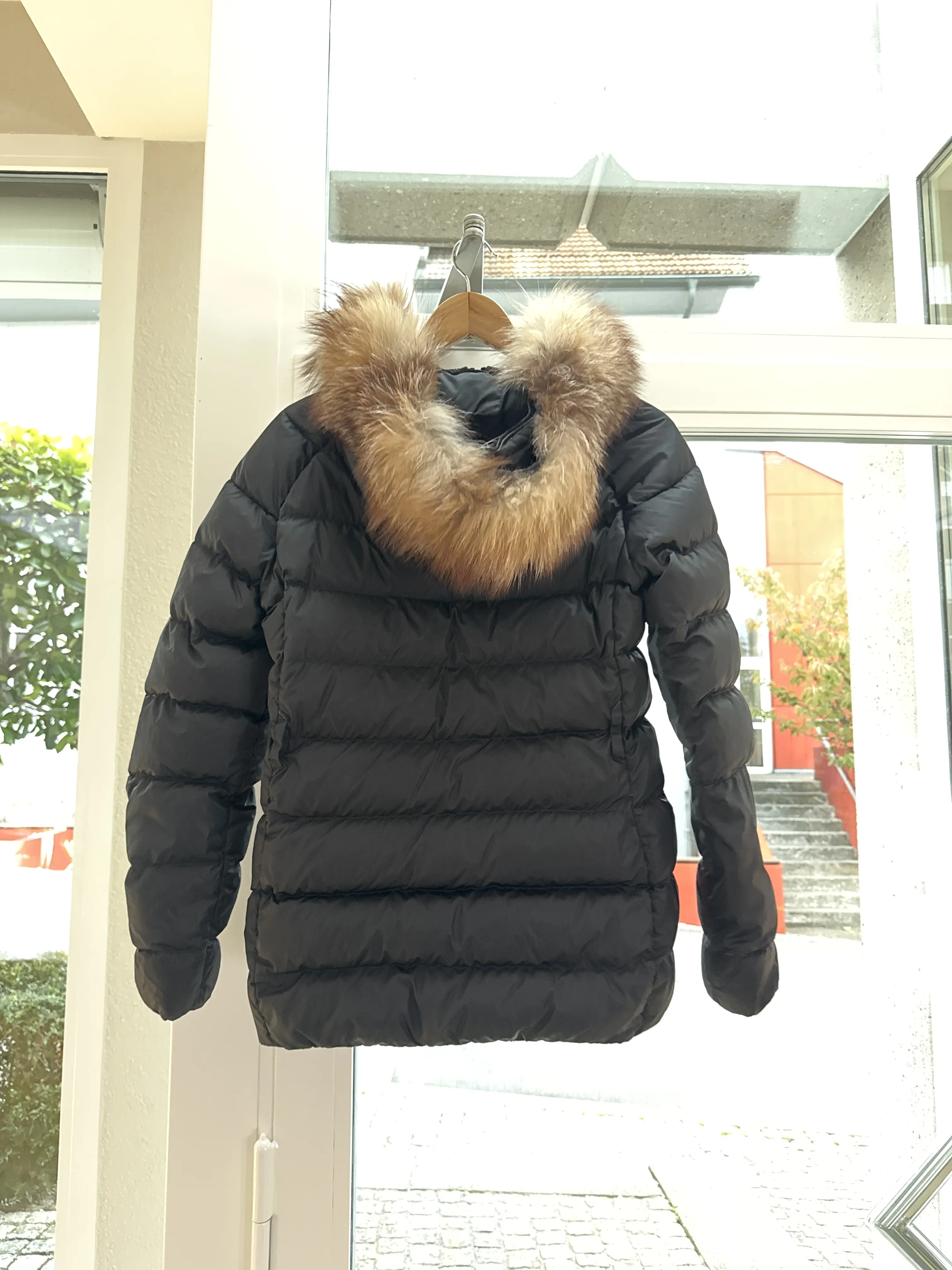 Moncler Daunenjacke | LOOP-Marktplatz