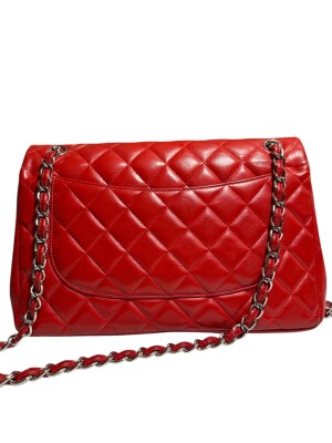 Chanel bag | LOOP-Marktplatz