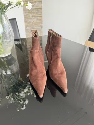 DOLCE & GABBANA Stiefelette | LOOP-Marktplatz