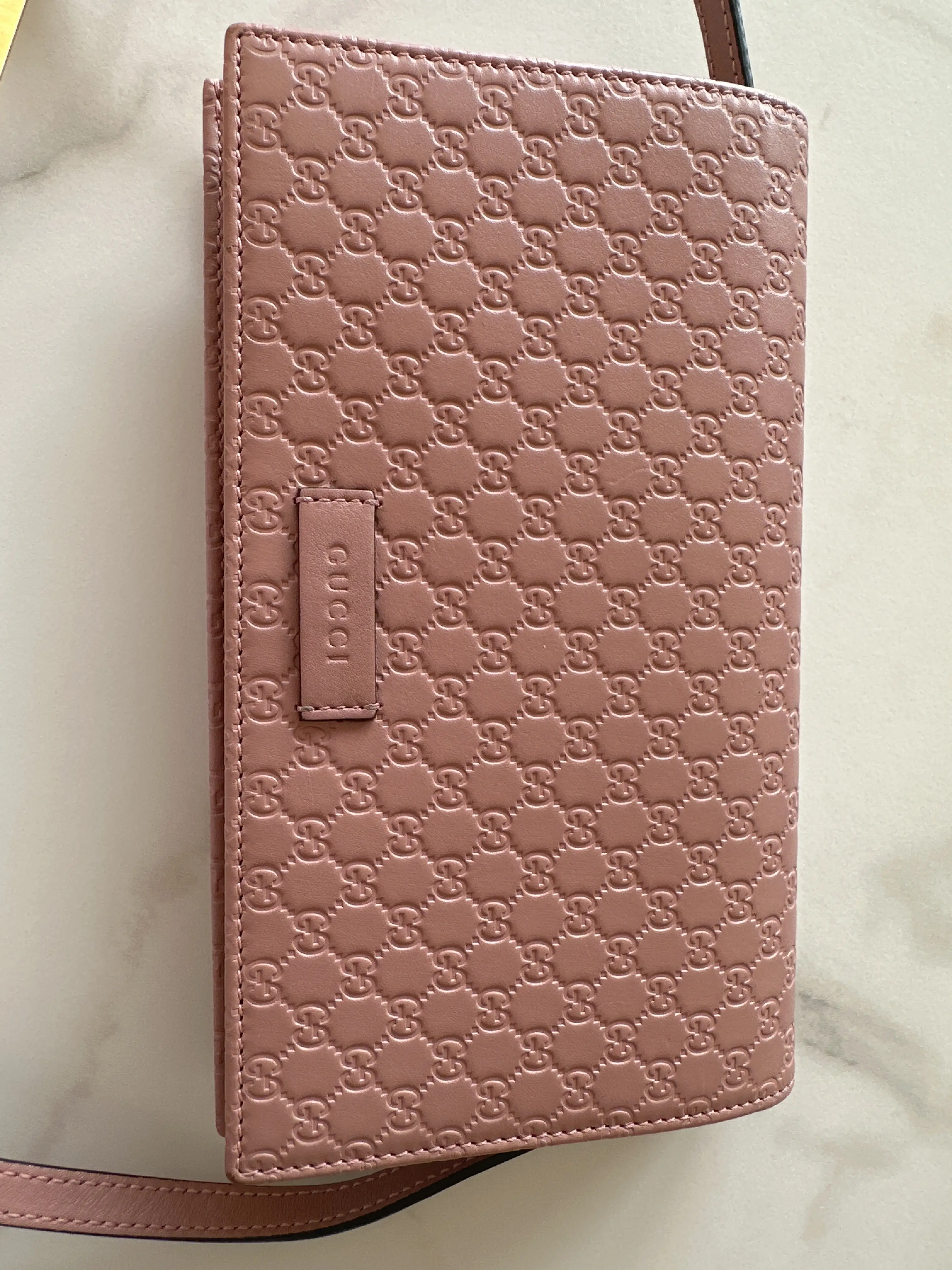 Gucci Clutch rosa | LOOP-Marktplatz