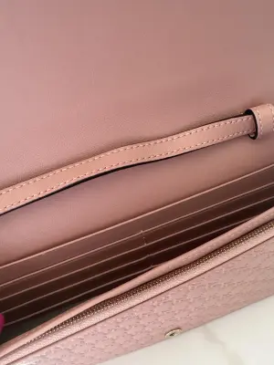 Gucci Clutch rosa | LOOP-Marktplatz