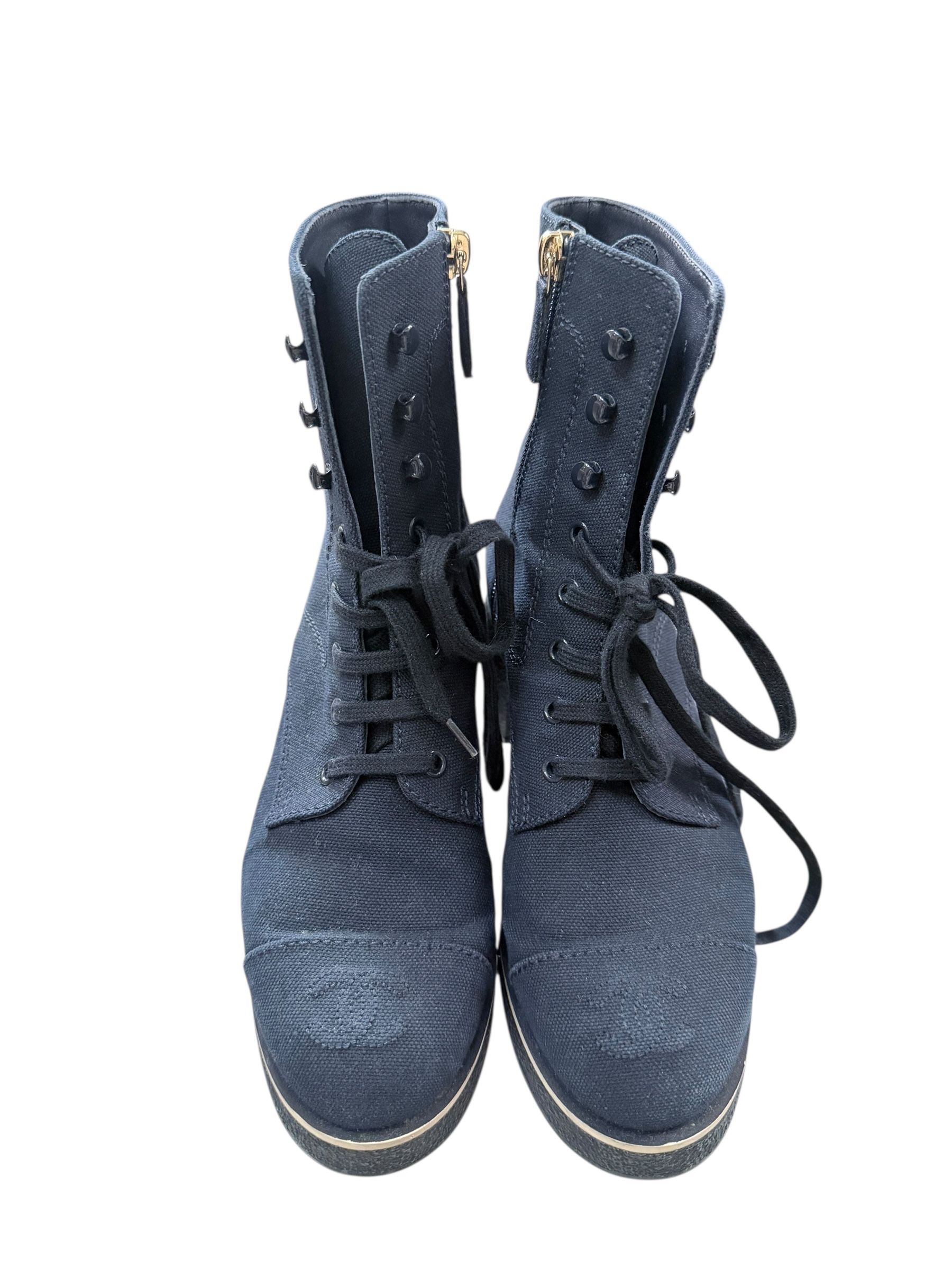 Chanel ankle boots | LOOP-Marktplatz