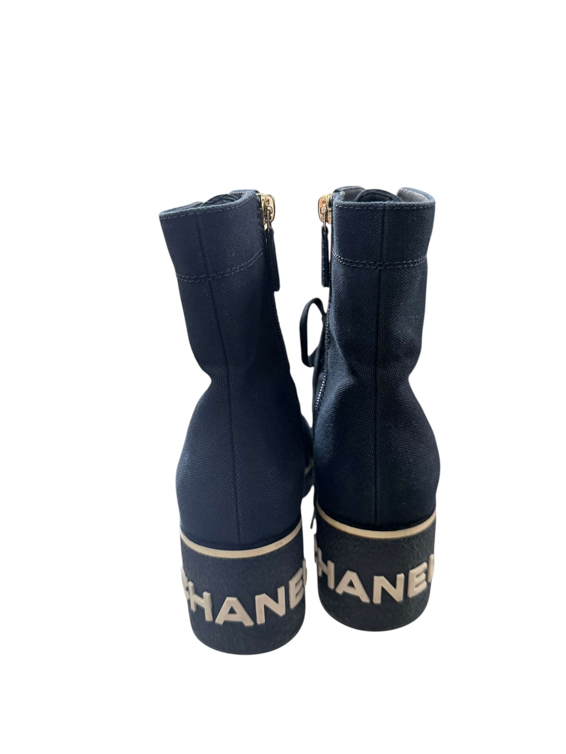 Chanel ankle boots | LOOP-Marktplatz