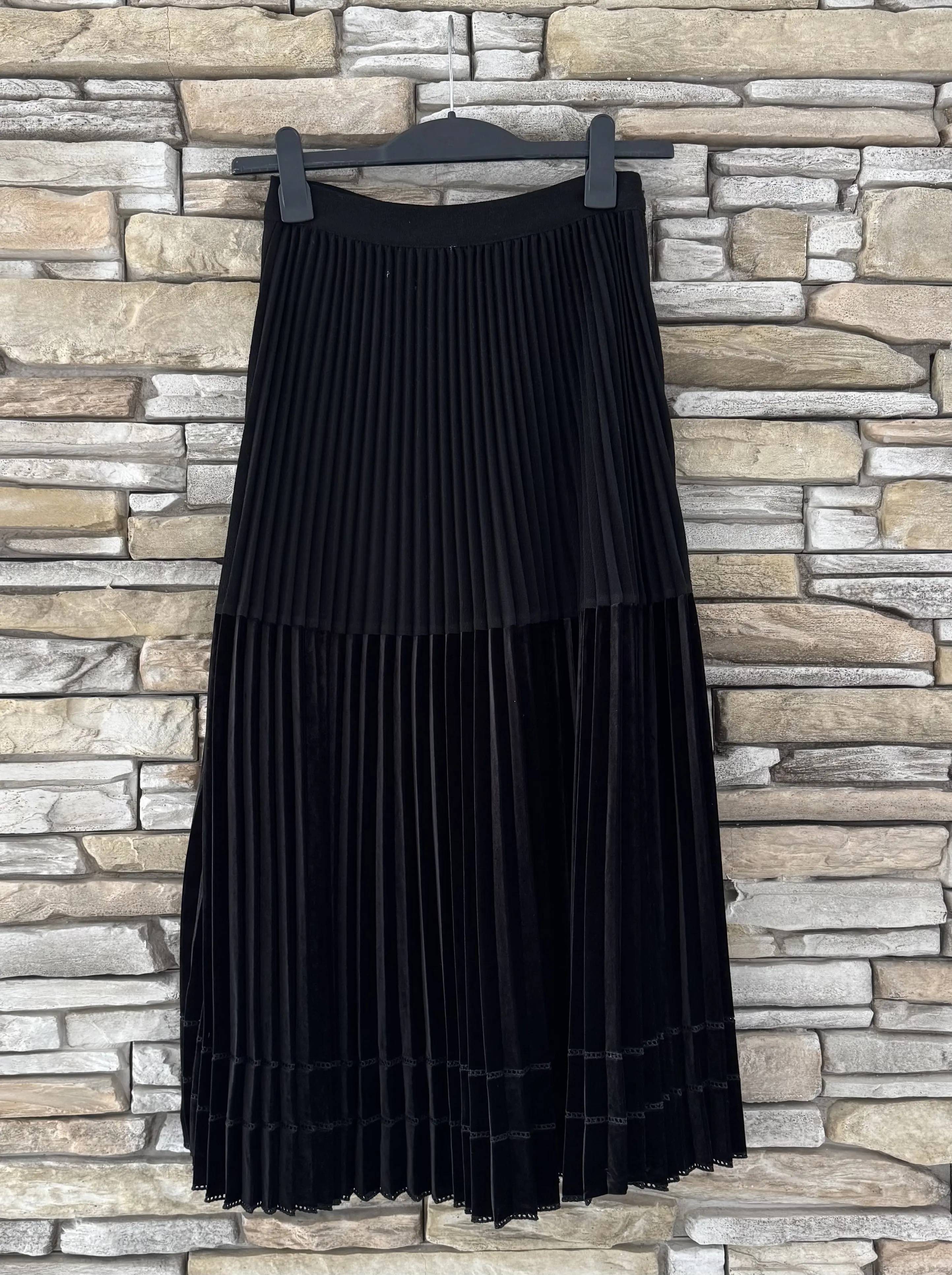 TWINSET Plissee Jupe | LOOP-Marktplatz