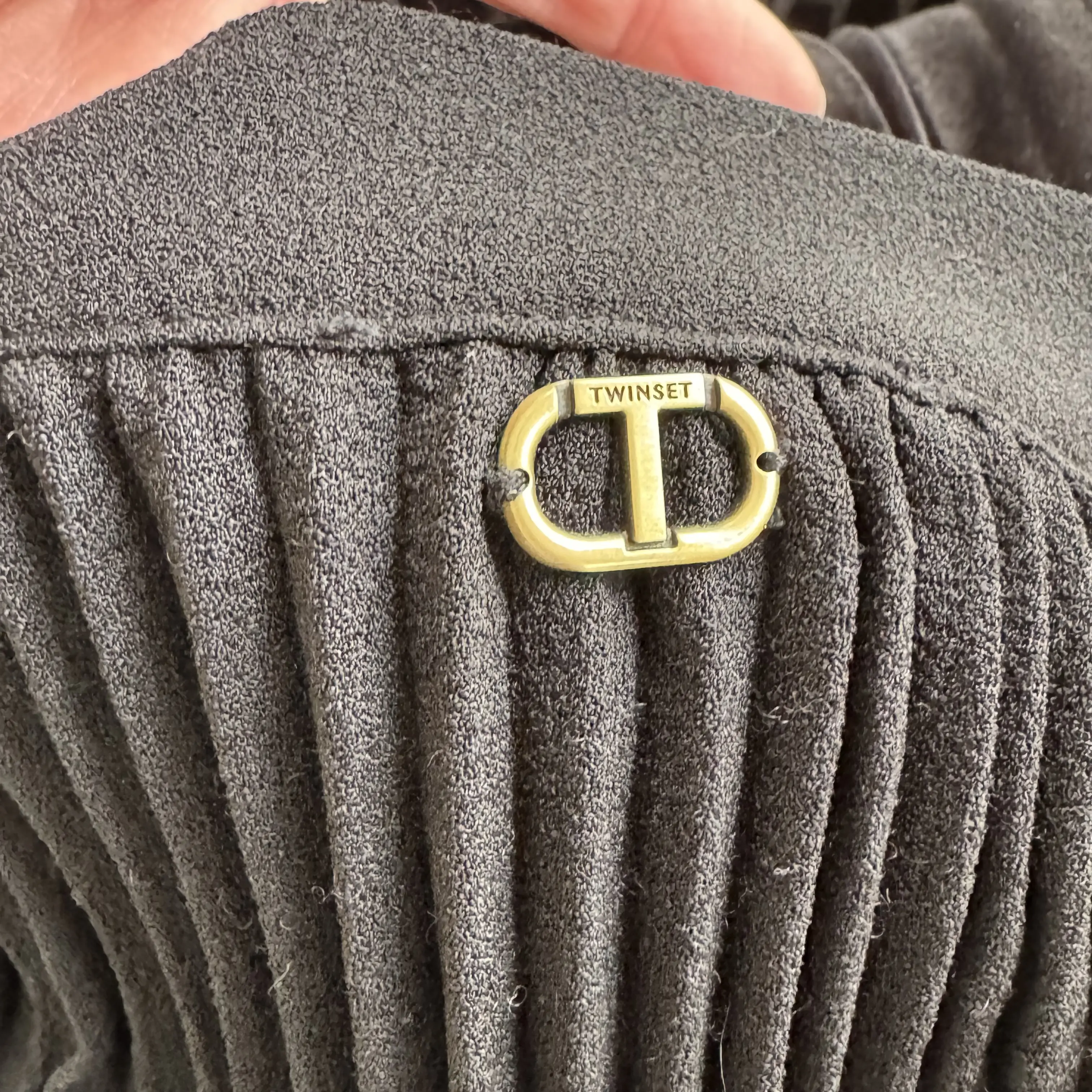 TWINSET Plissee Jupe | LOOP-Marktplatz