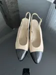 CHANEL Slingbacks