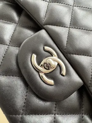 CHANEL Jumbo Double flap schwarz | LOOP-Marktplatz