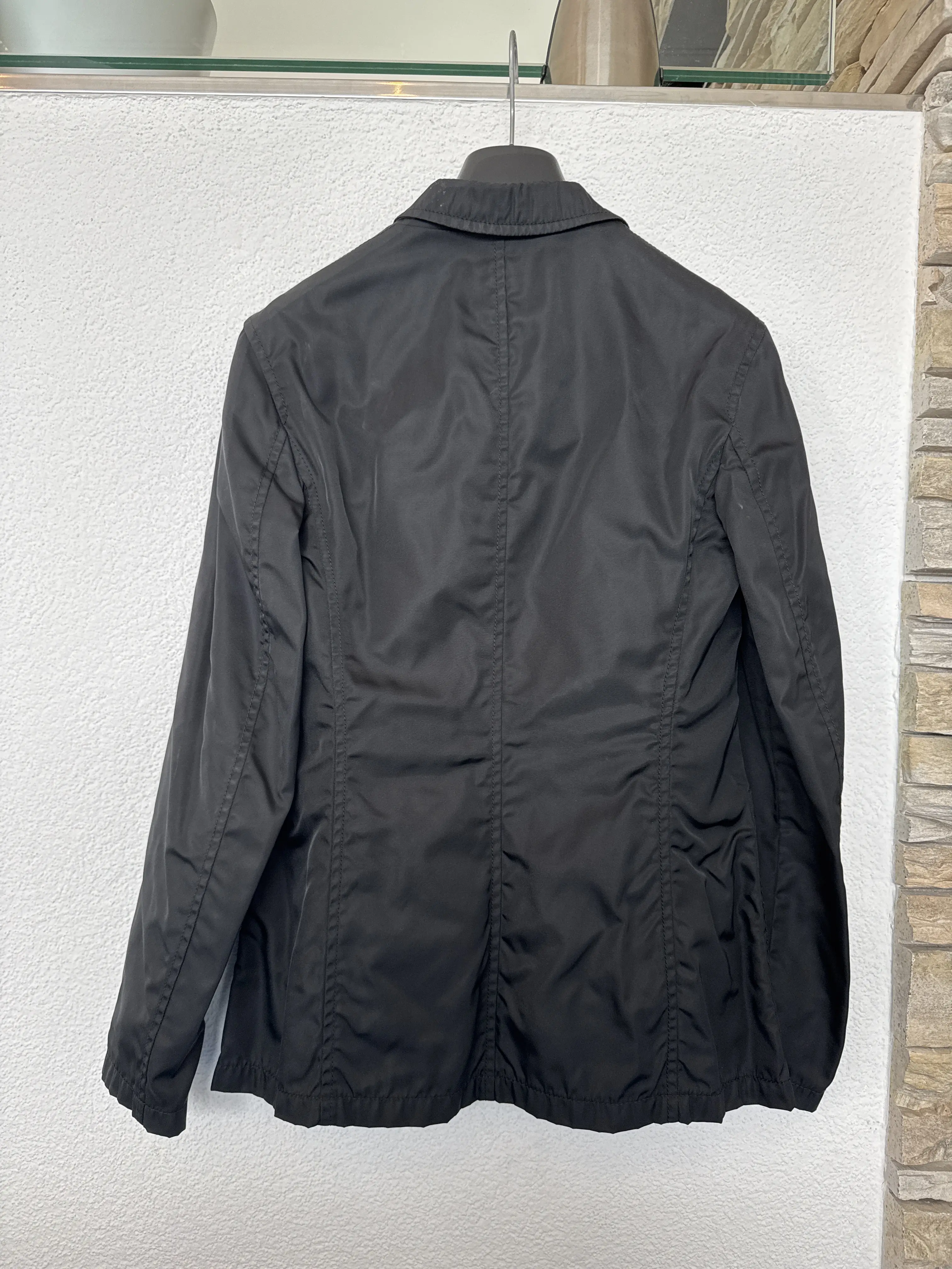 PRADA Jacke aus Nylon | LOOP-Marktplatz