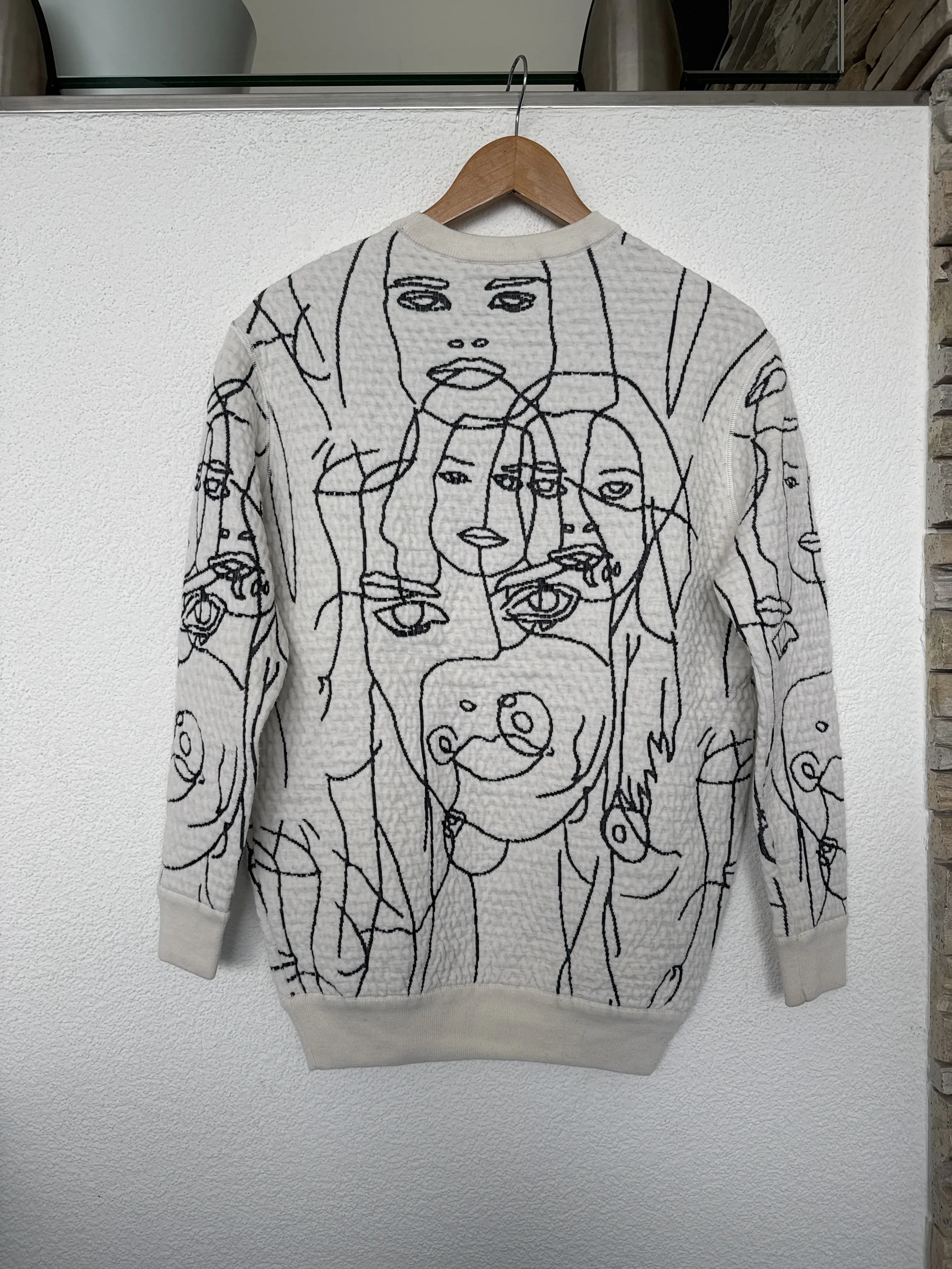 STELLA MCCARTNEY “faces” Pulli | LOOP-Marktplatz