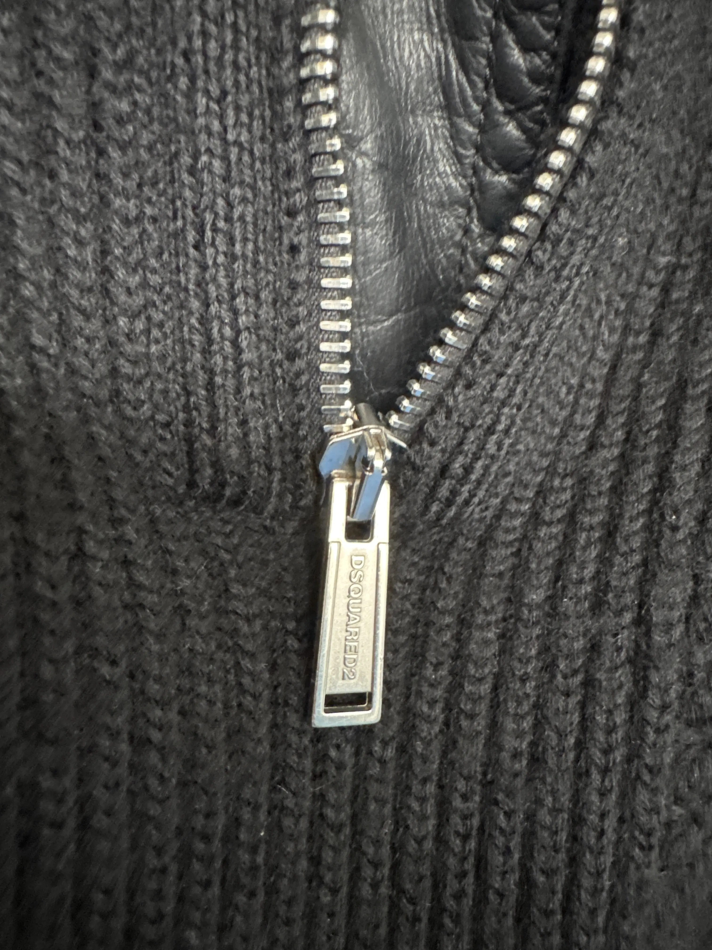 DSQUARED2 Jacke | LOOP-Marktplatz