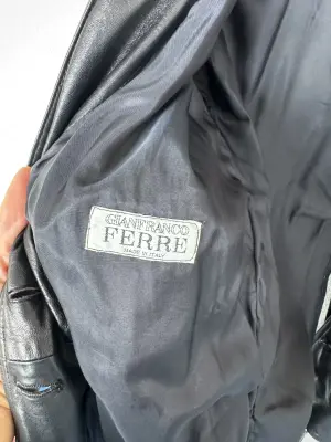 GIANFRANCO FERRE Lederjacke | LOOP-Marktplatz