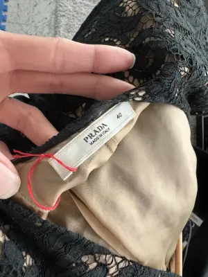 PRADA Kleid aus Spitze/ Stickerei | LOOP-Marktplatz