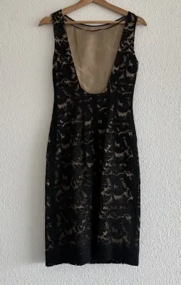 PRADA Kleid aus Spitze/ Stickerei | LOOP-Marktplatz