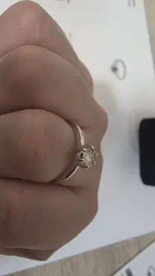 Oro bianco e diamante naturale | LOOP-Marktplatz