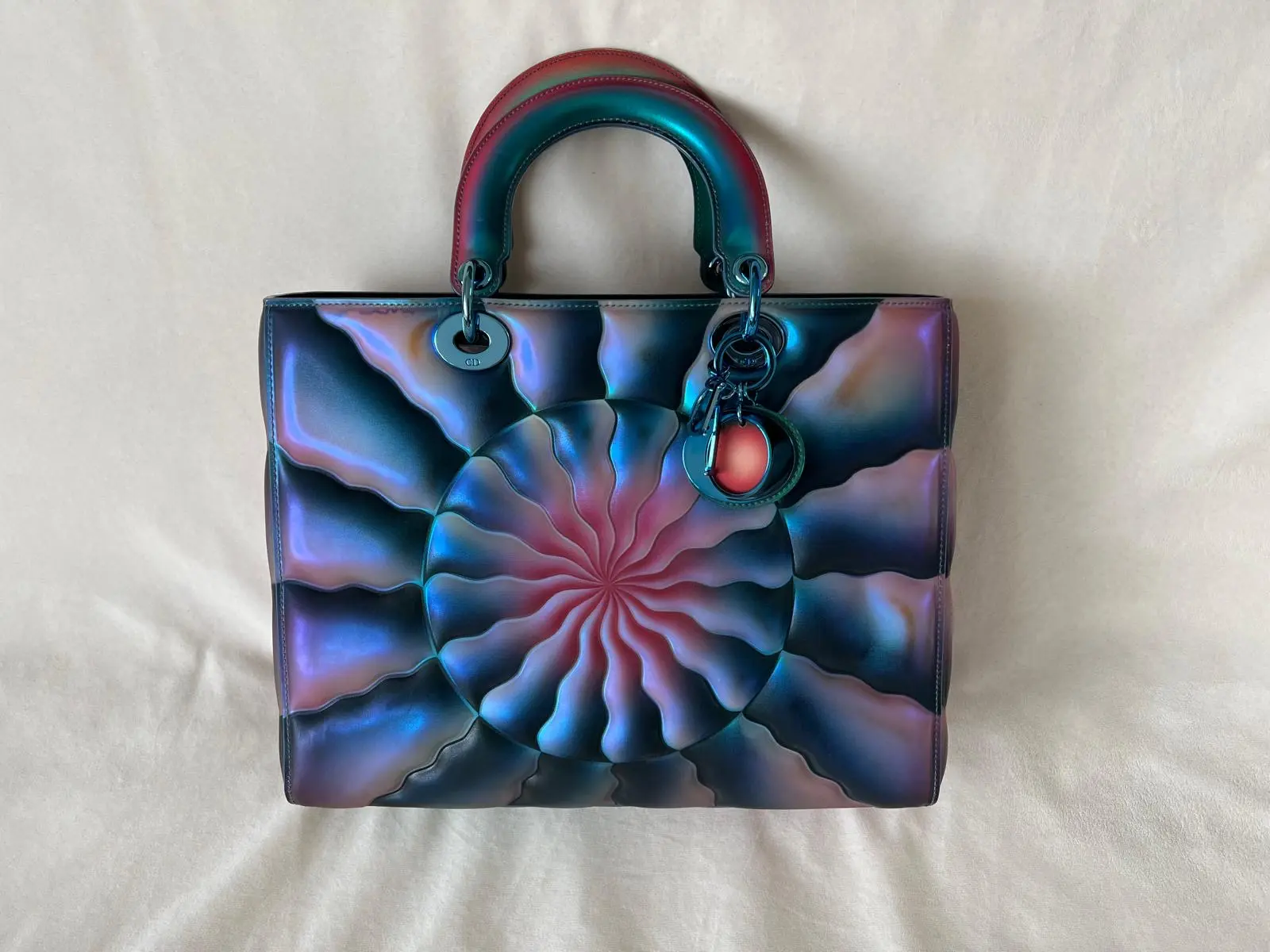 CHRISTIAN DIOR Tasche, Judy Chicago | LOOP-Marktplatz