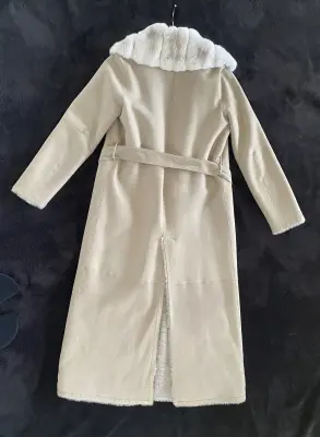 KITON Mantel aus Chinchilla | LOOP-Marktplatz