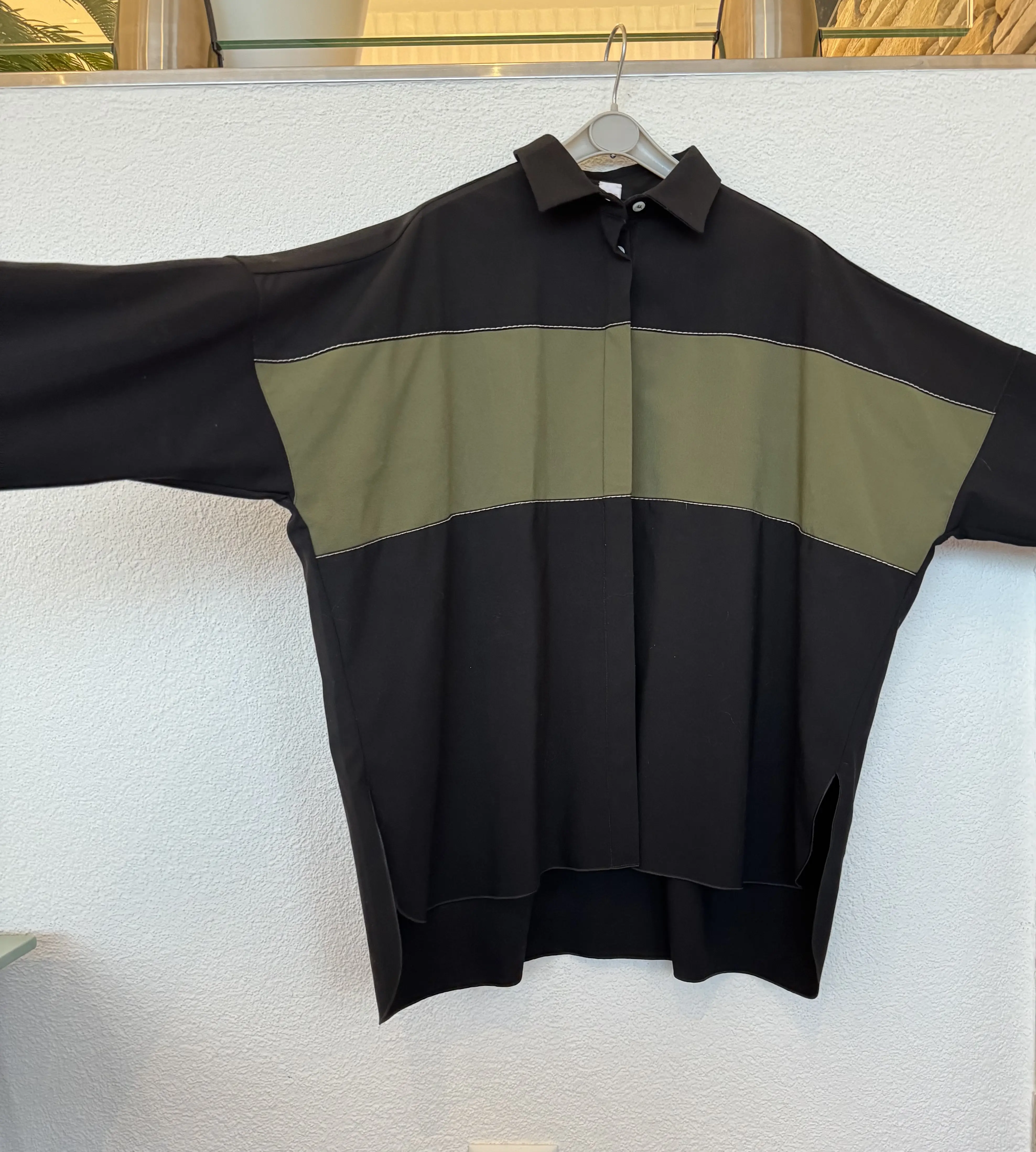 Shi.rt Milano oversized Bluse | LOOP-Marktplatz