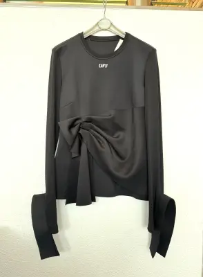 OFF-WHITE Bluse mit XXL Masche | LOOP-Marktplatz
