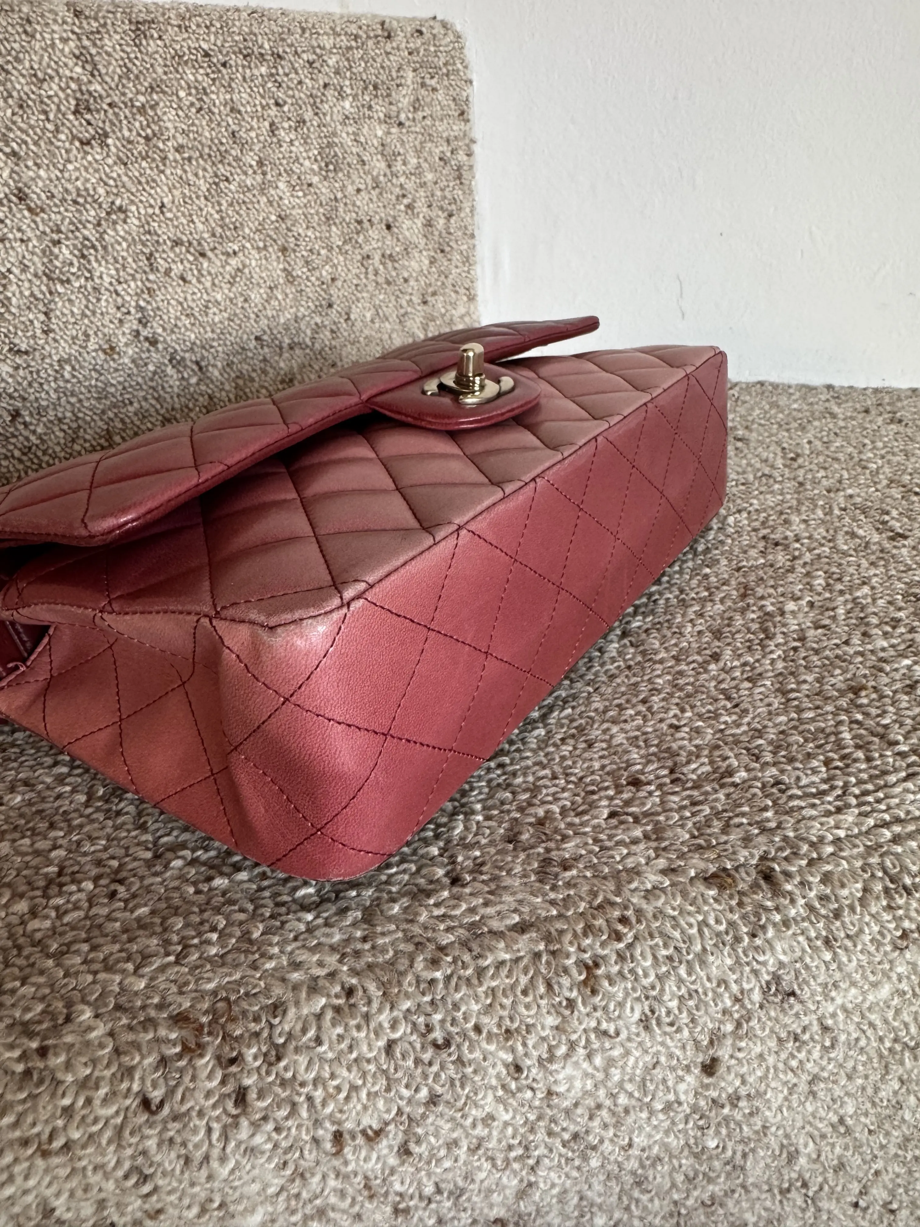 CHANEL double flap medium | LOOP-Marktplatz