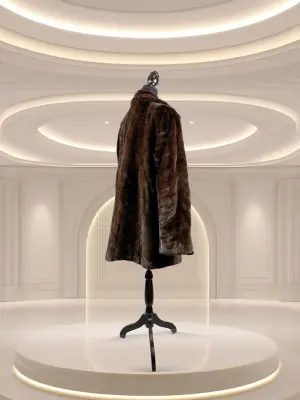 Dieter Dunkel Pelz NEU 70% Rabatt | LOOP-Marktplatz