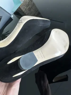 MIU MIU Wildleder Peeptoes | LOOP-Marktplatz