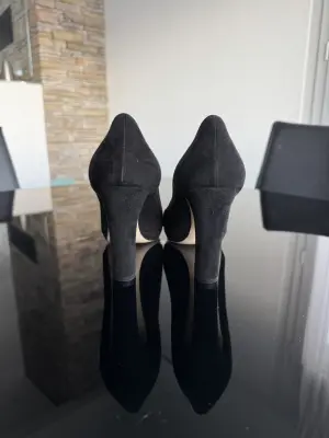 MIU MIU Wildleder Peeptoes | LOOP-Marktplatz