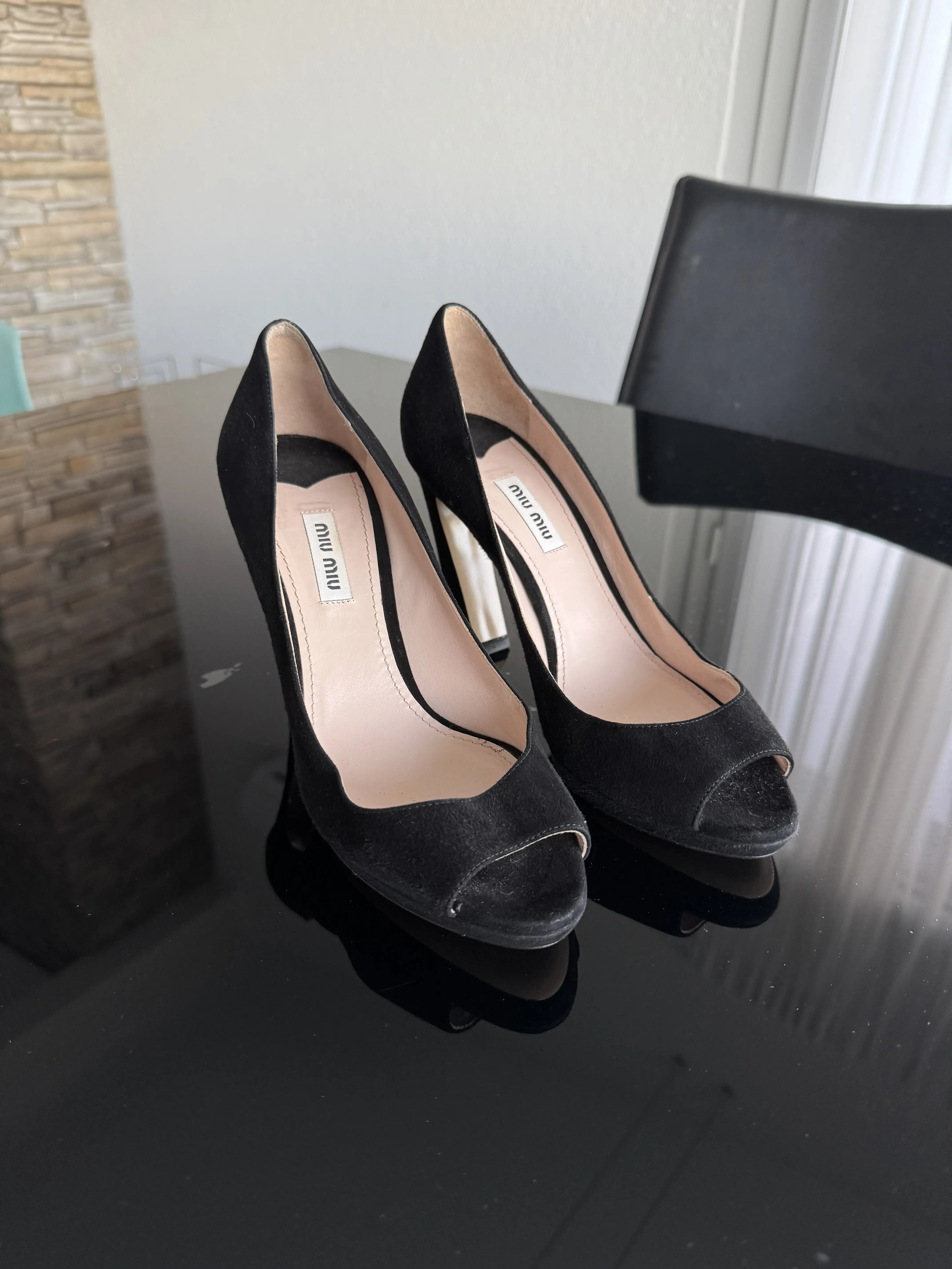 MIU MIU Wildleder Peeptoes | LOOP-Marktplatz