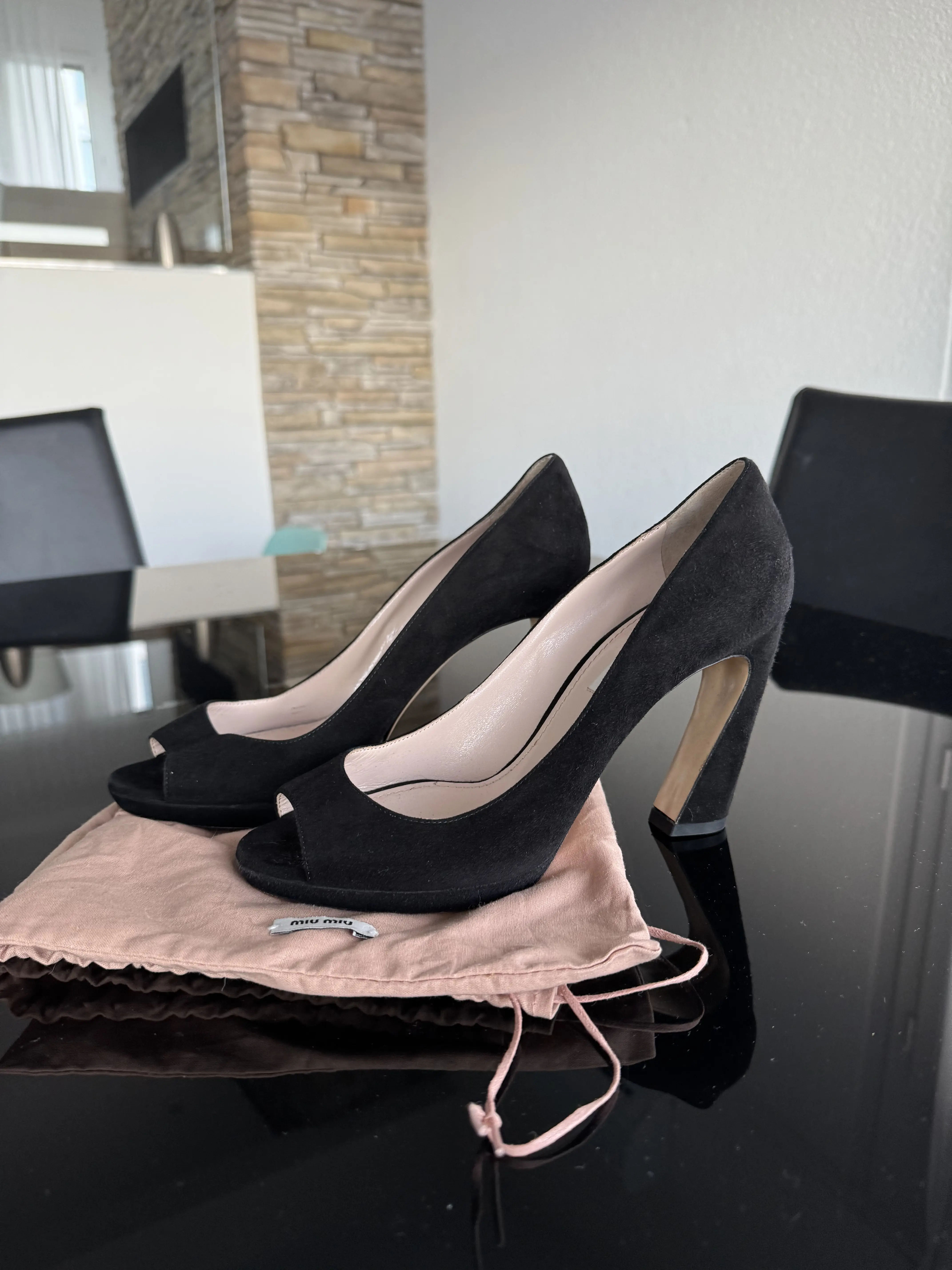 MIU MIU Wildleder Peeptoes | LOOP-Marktplatz