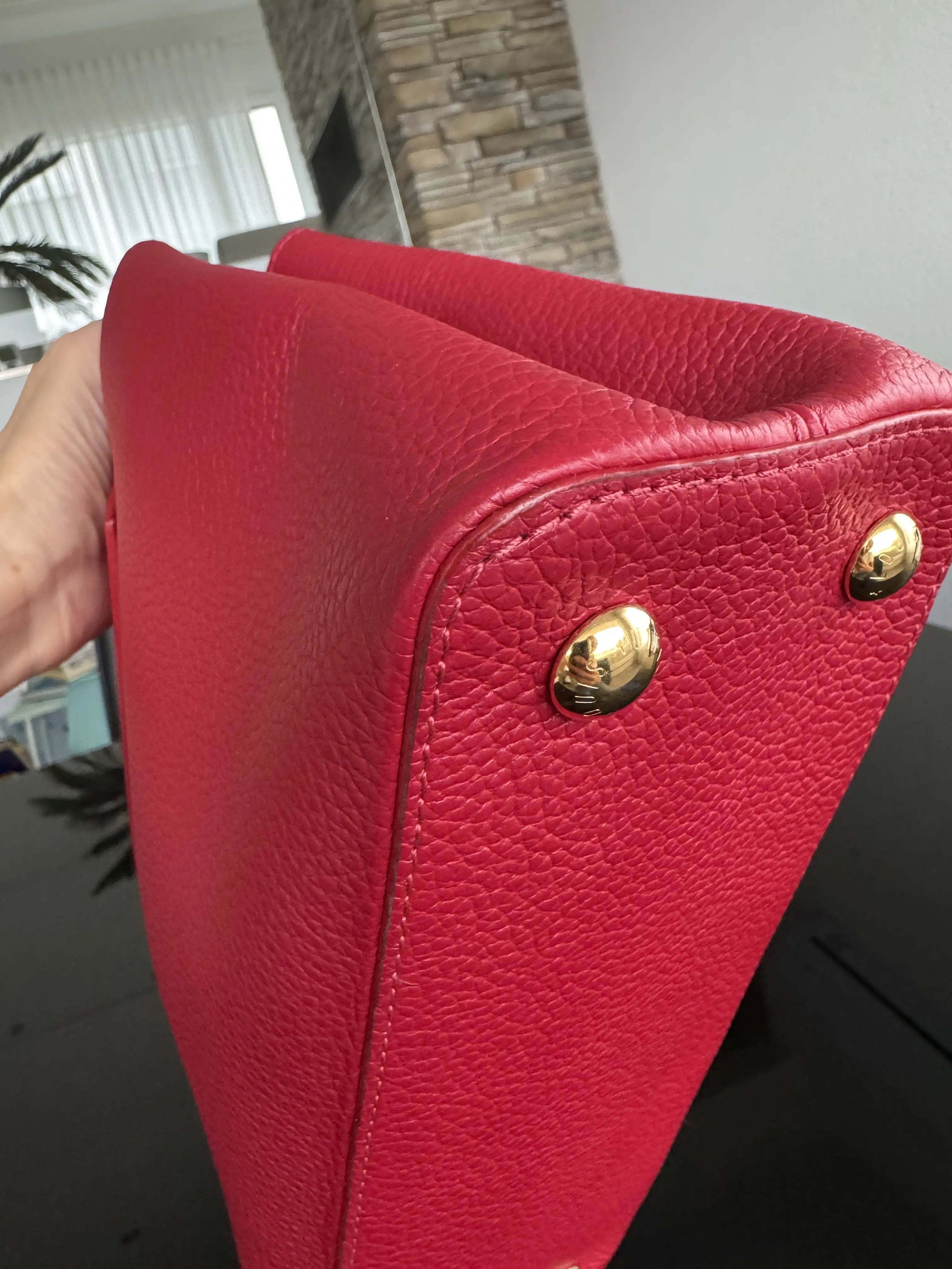 LOUIS VUITTON Capucines PM | LOOP Marketplace