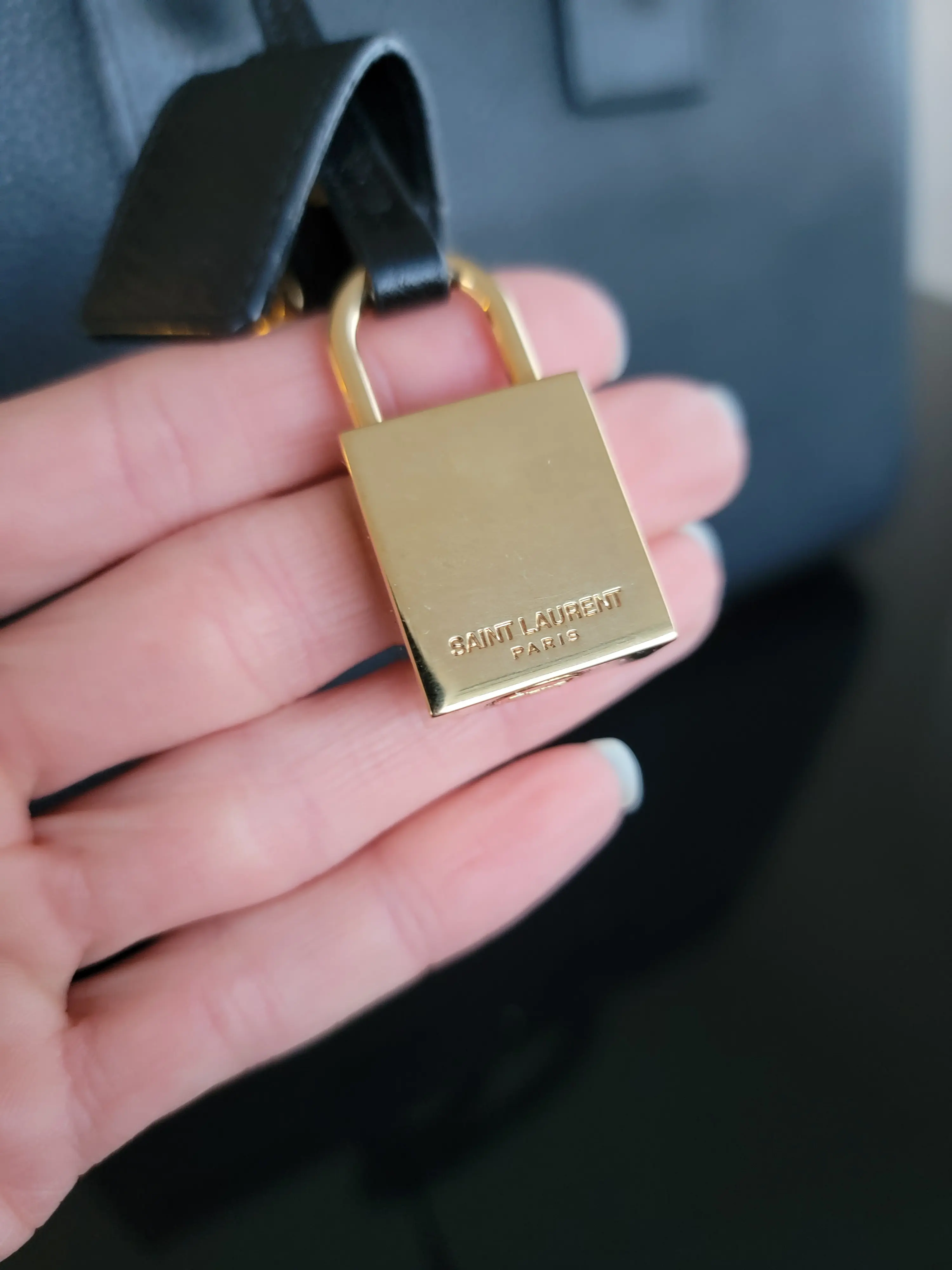 SAINT LAURENT Sac de jour small | LOOP-Marktplatz