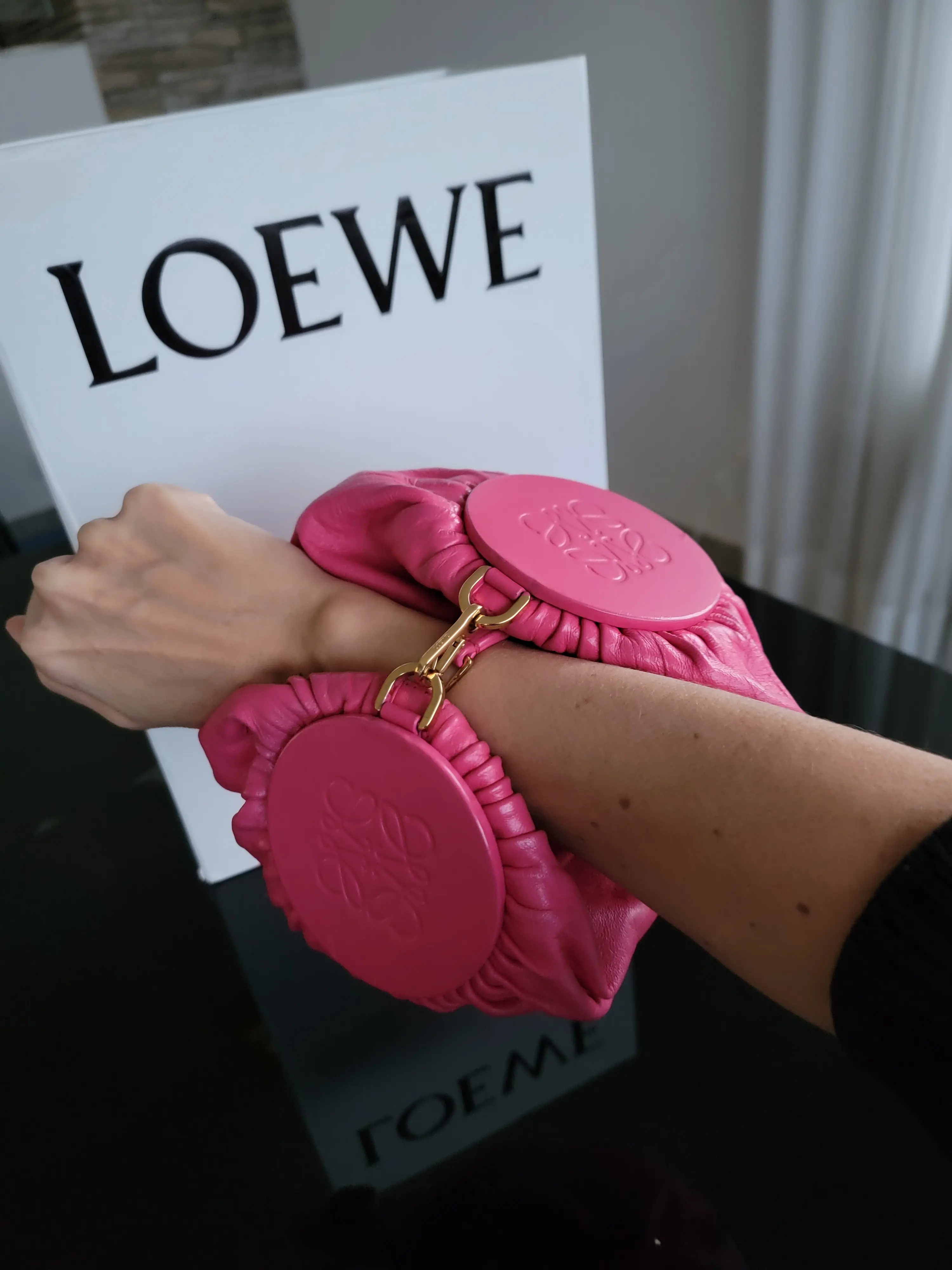LOEWE Handtasche | LOOP-Marktplatz