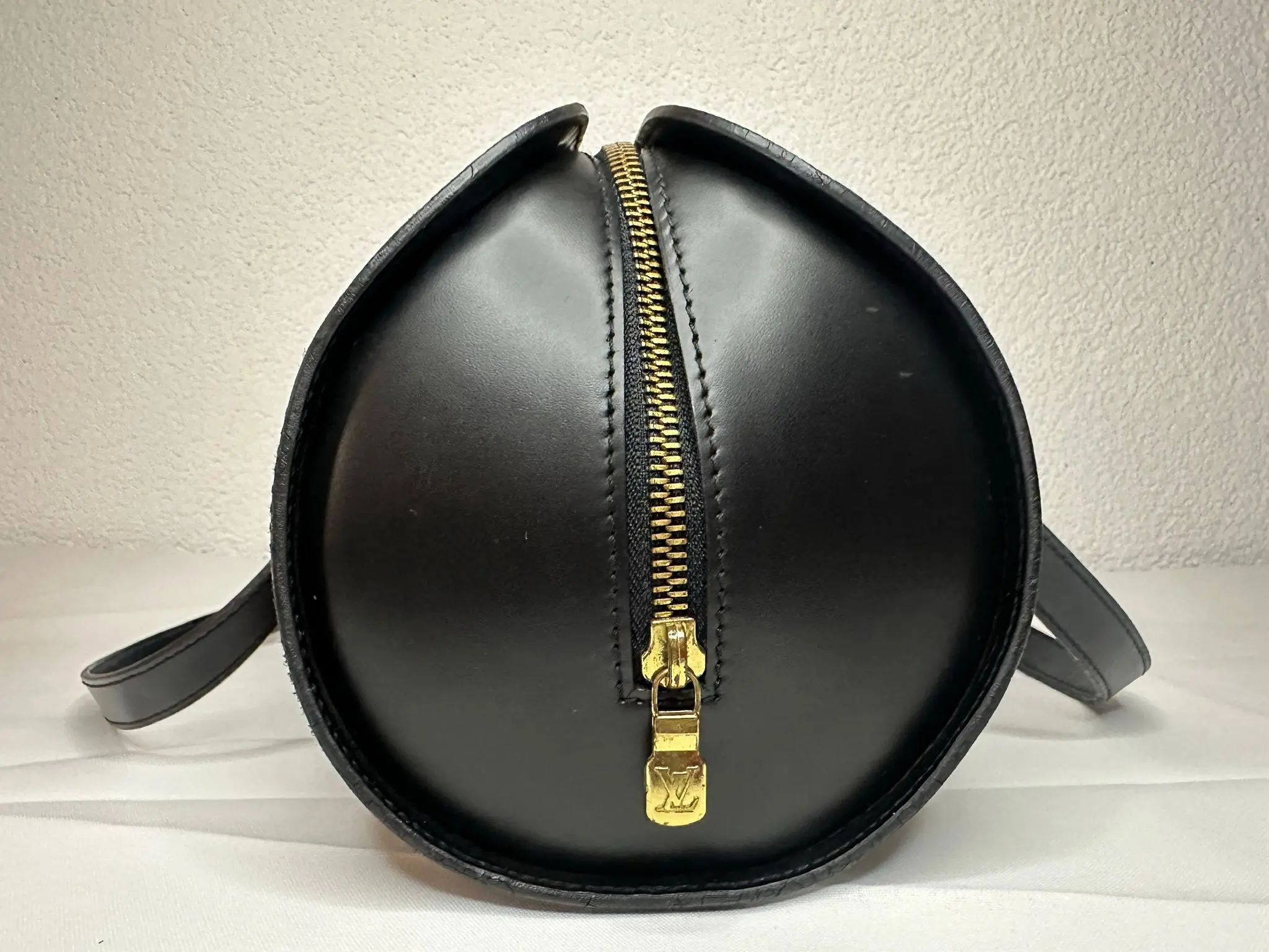 LOUIS VUITTON Soufflot Epi MI 1926 | LOOP-Marktplatz