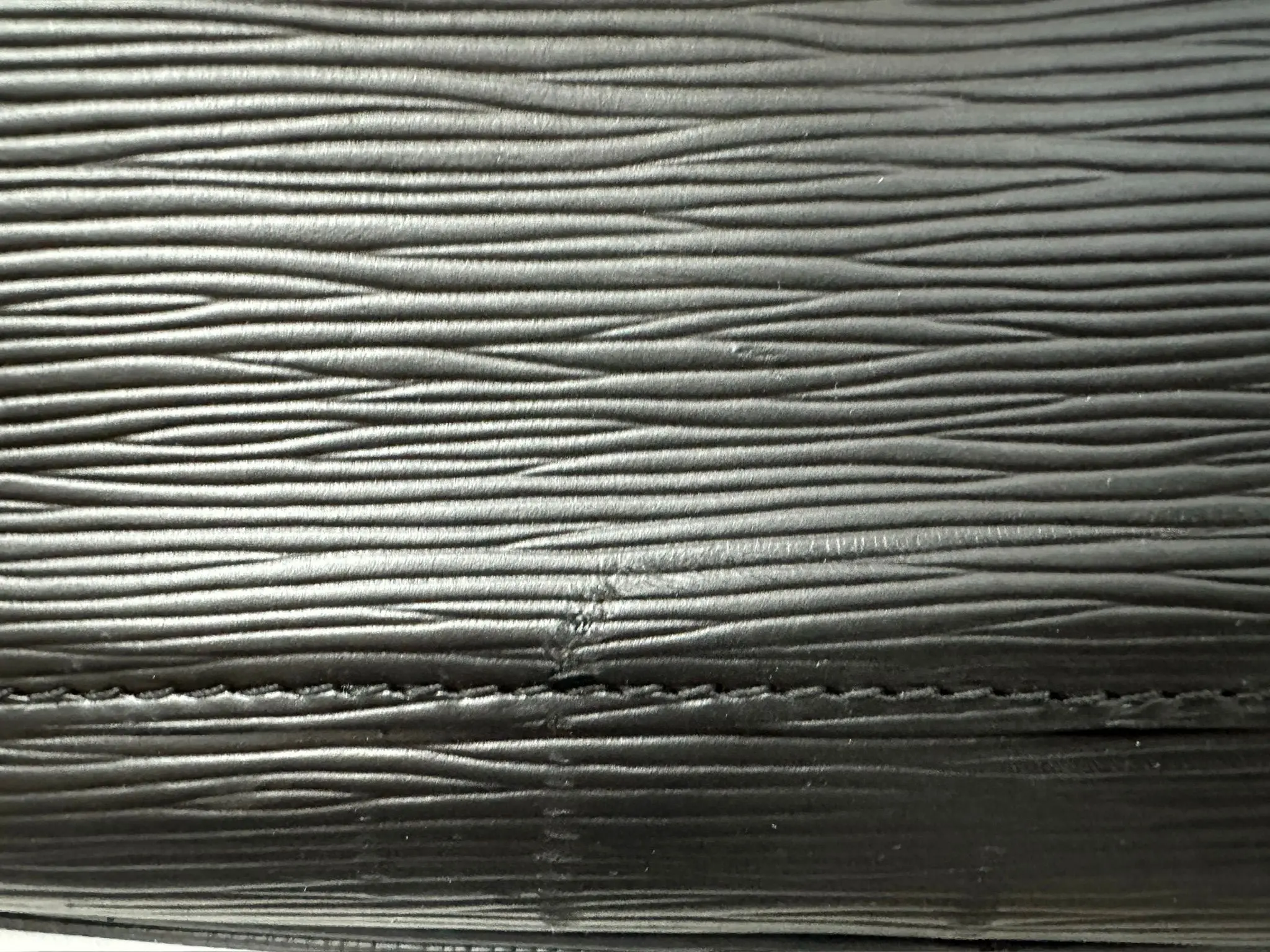 LOUIS VUITTON Keepall 55 Epi VI 1923 | LOOP-Marktplatz