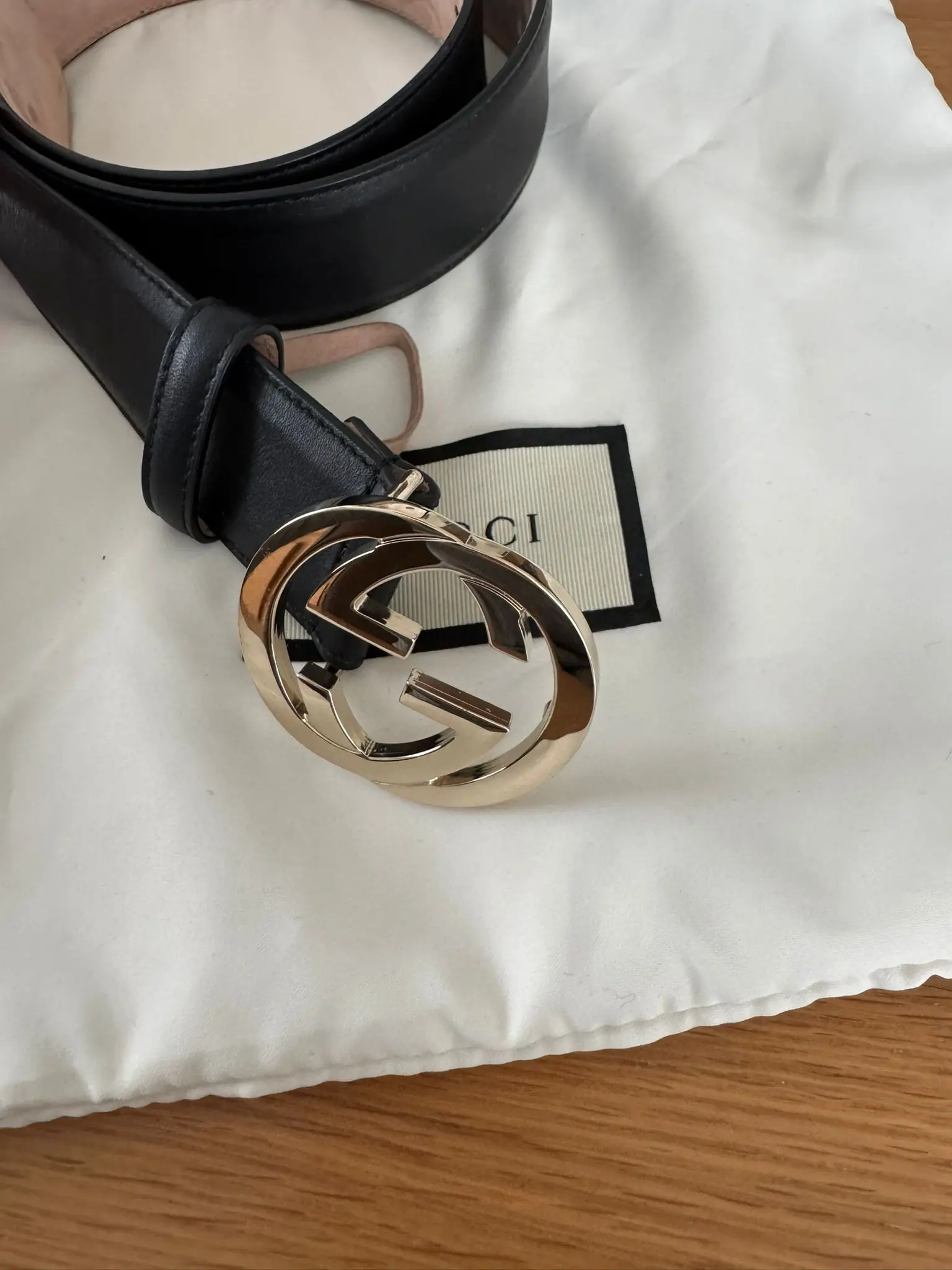 GUCCI Gürtel mit Doppel-G Schnalle | LOOP-Marktplatz