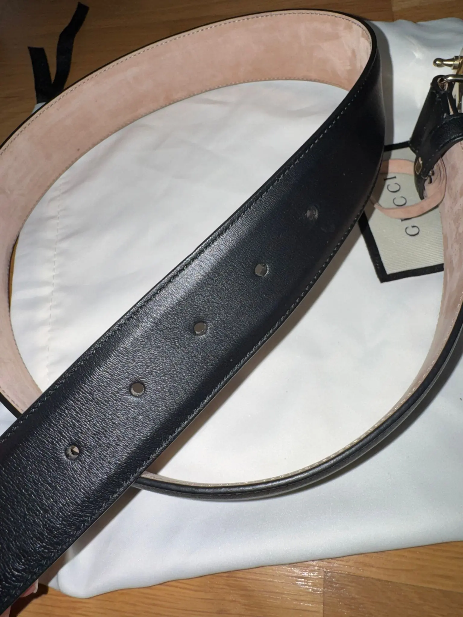 GUCCI Gürtel mit Doppel-G Schnalle | LOOP-Marktplatz