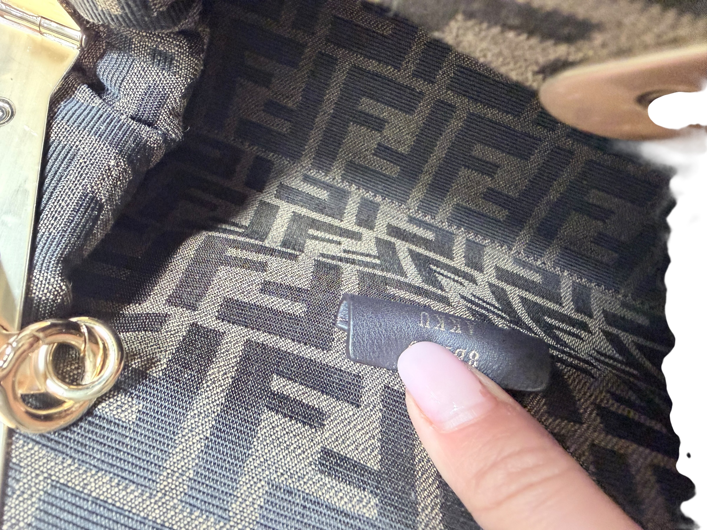 Fendi Mini First Bag | LOOP-Marktplatz