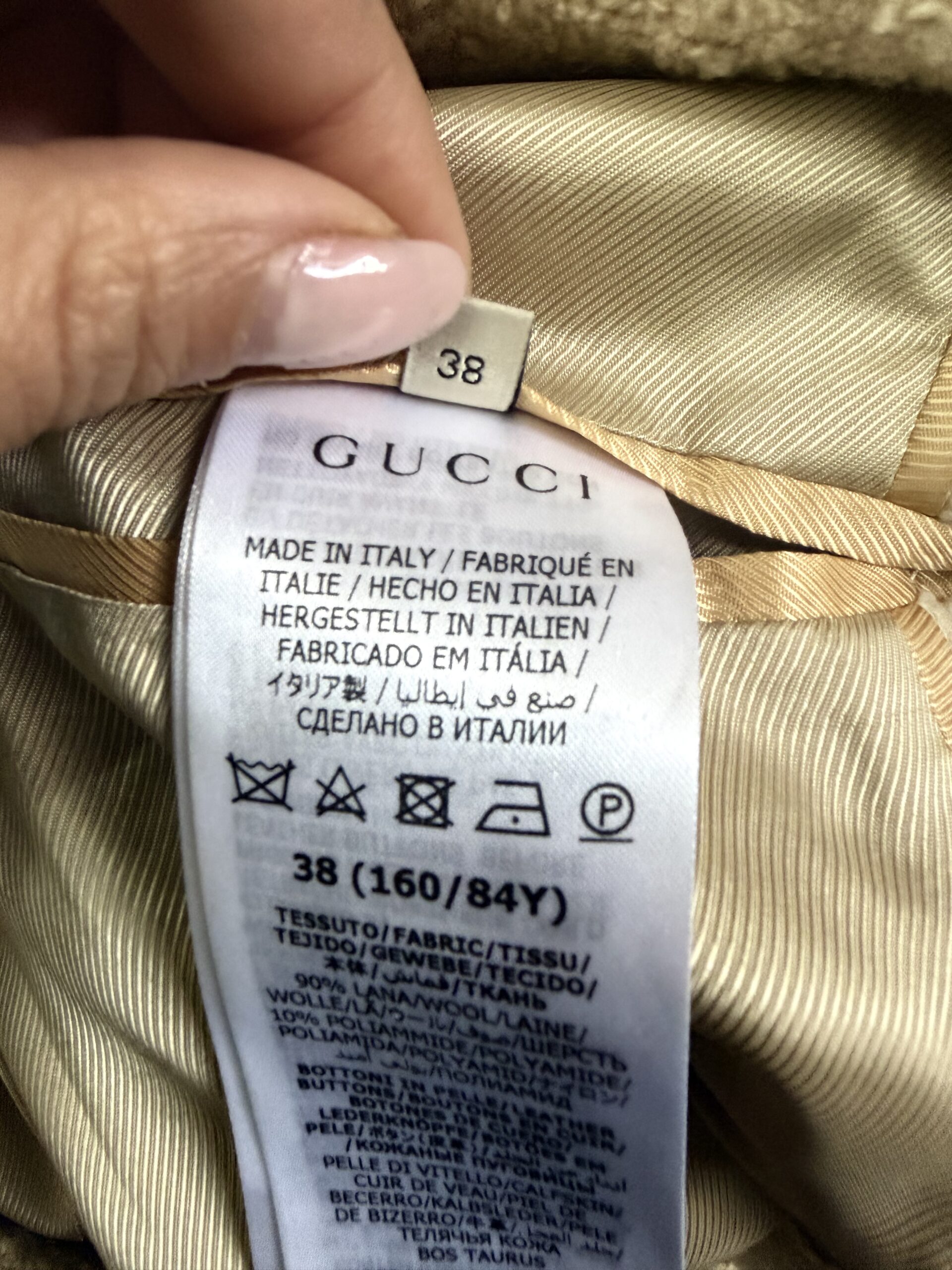 Gucci jacket | LOOP Marketplace