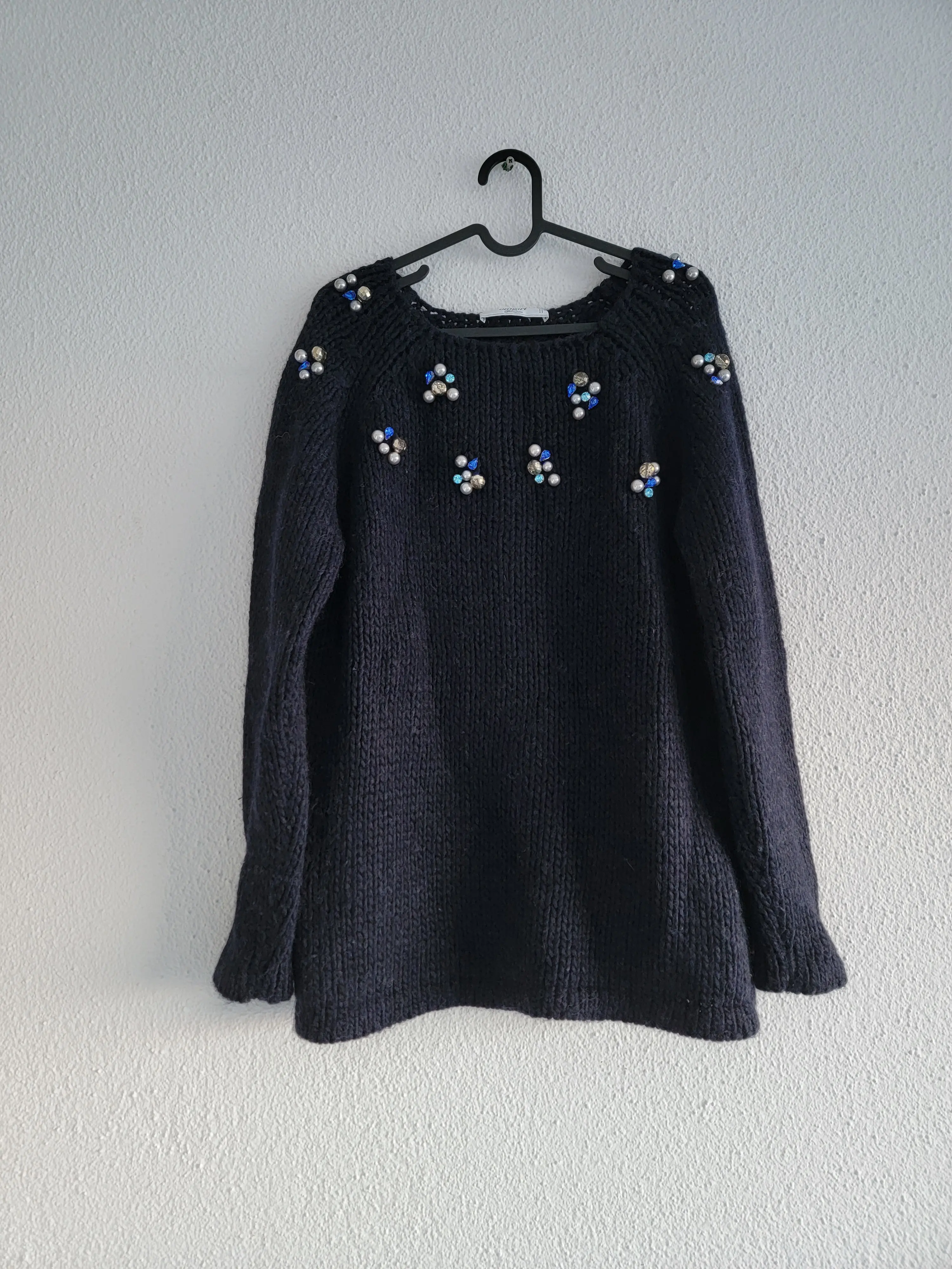 Blugirl Pulli mit Stein Applikation | LOOP Marketplace