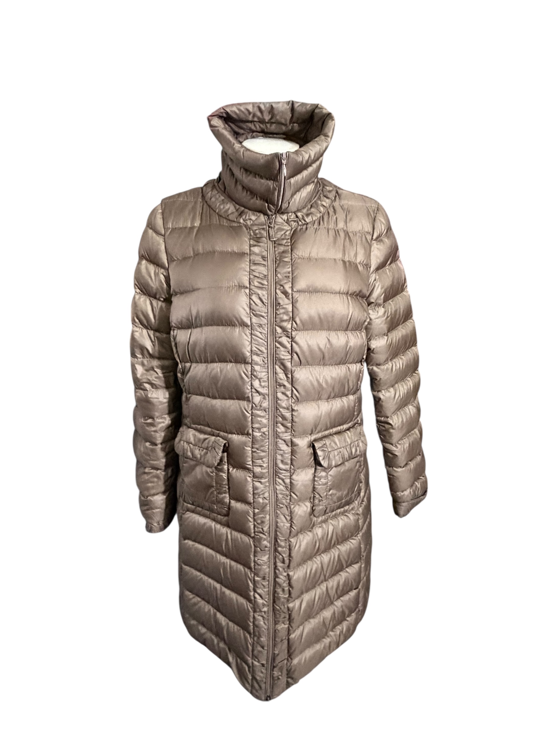 Moncler down jacket | LOOP Marketplace